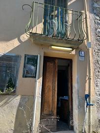Rustico con giardino a Peschieta Rieti