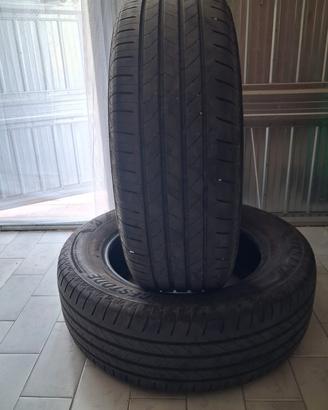 2 gomme auto Bridgestone  estive 