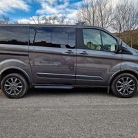 Ford Tourneo Custom Titanium