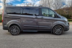 Ford Tourneo Custom Titanium