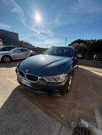 BMW 318d Touring 143cv -2014 LEGGI BENE