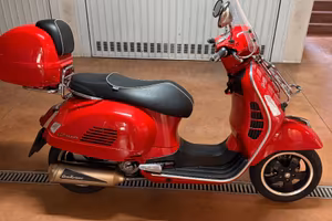 Vespa GTS 300 Super