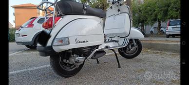 Vespa 125 px
