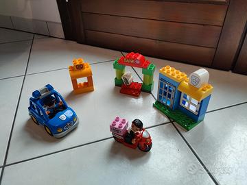 Lego Duplo 10532 my First Police set