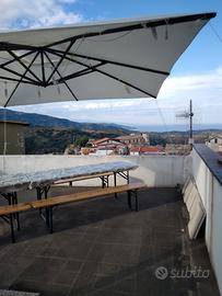 ombrellone da giardino o bar