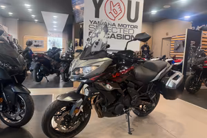 Kawasaki Versys 650 TOURER - 2021 - Km 24186