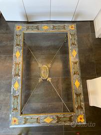 Tavolo da soggiorno.