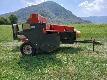 Imballatrice agricola