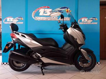 YAMAHA X-MAX 300