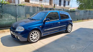 clio rs 