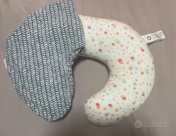 Cuscino allattamento con federa