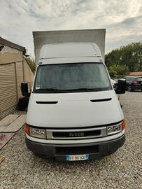 Iveco Daily 35.C11 anno 2002 con cassone centina e