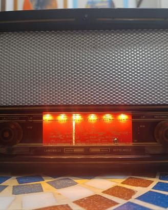 Radio PTT ('57), ing. USB, bluetooth e telecomando