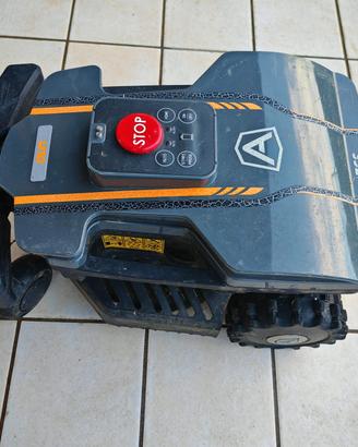 robot tagliaerba ambrogio