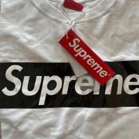 T-shirt Supreme