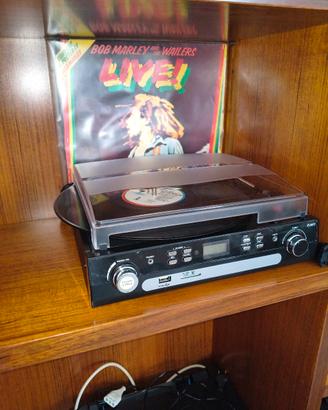 Giradischi Moderno con LP di Bob Marley
