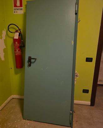 porta in ferro