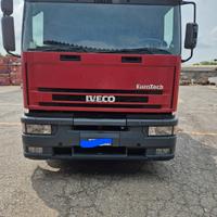 Vendita camion con gru