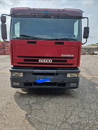 Vendita camion con gru