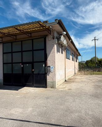 Capannone industriale in zona Borgo a Buggiano