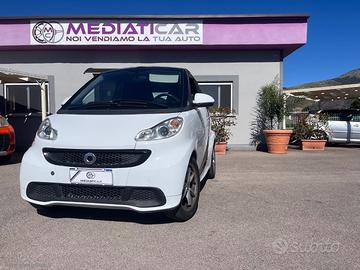 SMART fortwo 1000 52 kW MHD cabrio passion
