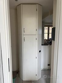 Mobile angolare in legno artigianale prov  Varese