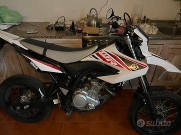 WR 125 x
