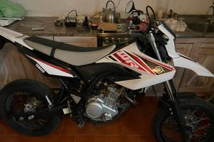WR 125 x
