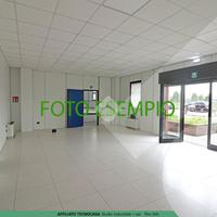 CAPANNONE A CORNAREDO