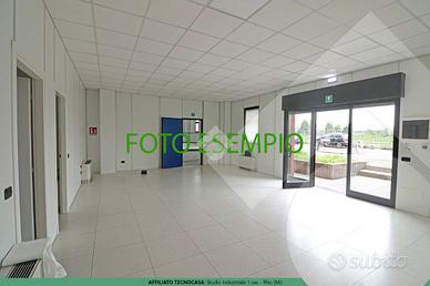 CAPANNONE A CORNAREDO