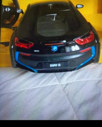 BMW I8 TELECOMANDATA 