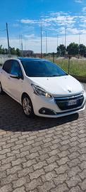 Peugeot 208 1.2