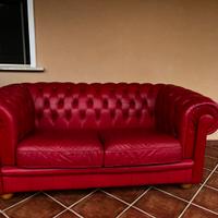 Divano Chesterfield rosso