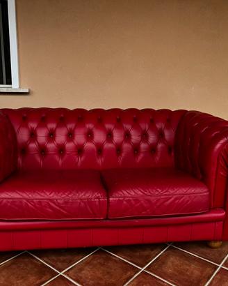 Divano Chesterfield rosso