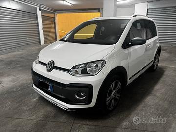 Volkswagen Up! Cross Automatica