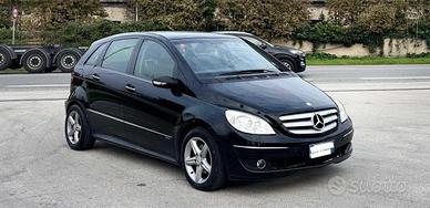 Mercedes-benz classe b200d