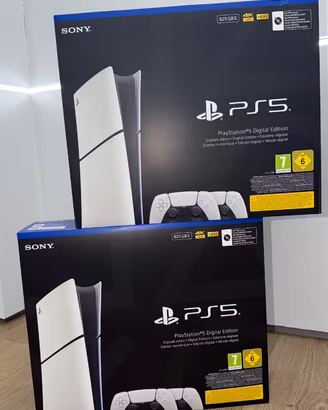 PS5 SLIM DIGITAL + 2 CONTROLLER - NUOVA