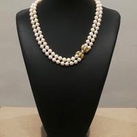 Collana di perle giapponesi con chiusura oro