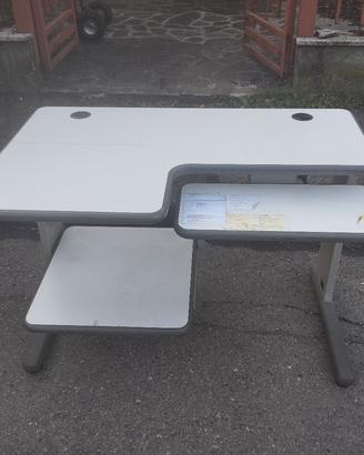scrivania 