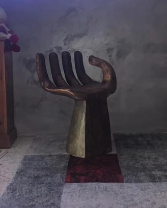 mano tavolino