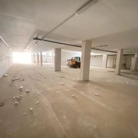 PARETE; Deposito 700MQ di recente costr. FL217