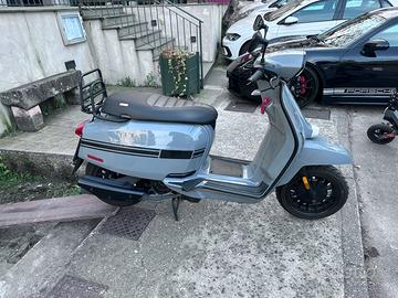 Lambretta V125