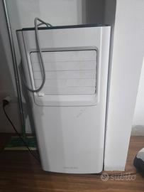 condizionatore d'aria con tubo 