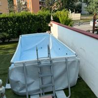 Piscina più accessori