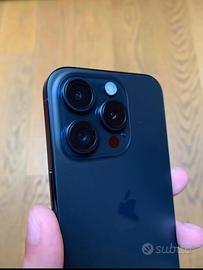 iPhone 15 Pro 100% originale con fattura