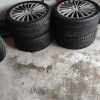 Mercedes cerchi in lega doppia misura 