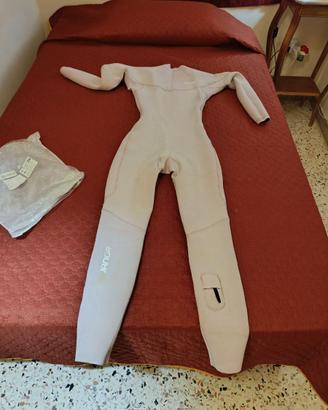 Muta JANGA Wetsuite 3.2mm back zip.