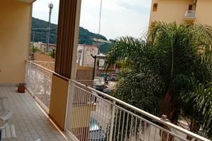 Serapo ampio appartamento vista mare mt100spiaggia