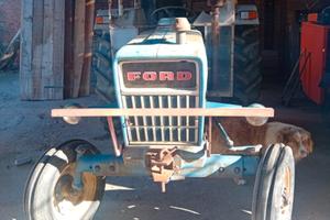 trattore ford 4000