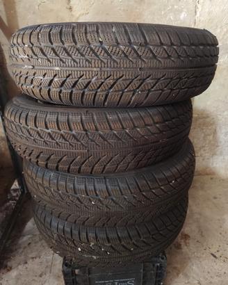 155/70 13 Gomme Auto al 95% 